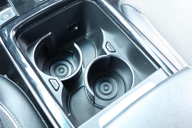 Kia Niro EV Vehicle Full-screen Gallery Image 36