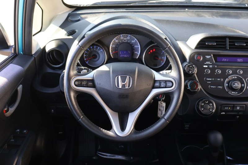 Honda Fit Vehicle Full-screen Gallery Image 23