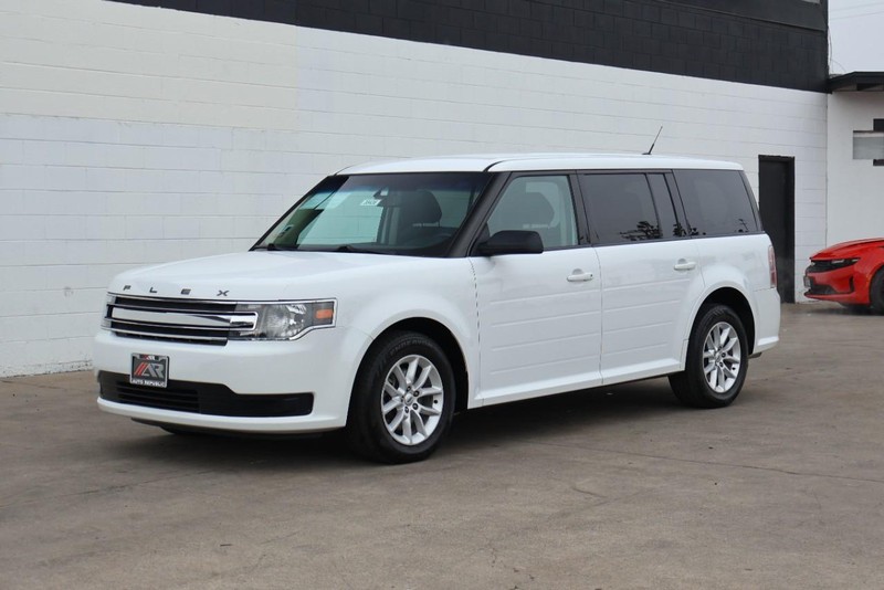 Ford Flex Vehicle Full-screen Gallery Image 12