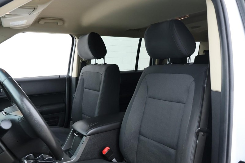 Ford Flex Vehicle Full-screen Gallery Image 19