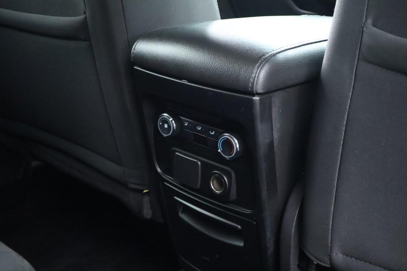 Ford Flex Vehicle Full-screen Gallery Image 25