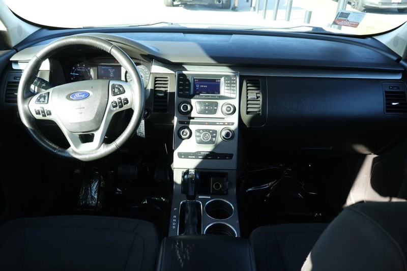 Ford Flex Vehicle Full-screen Gallery Image 26