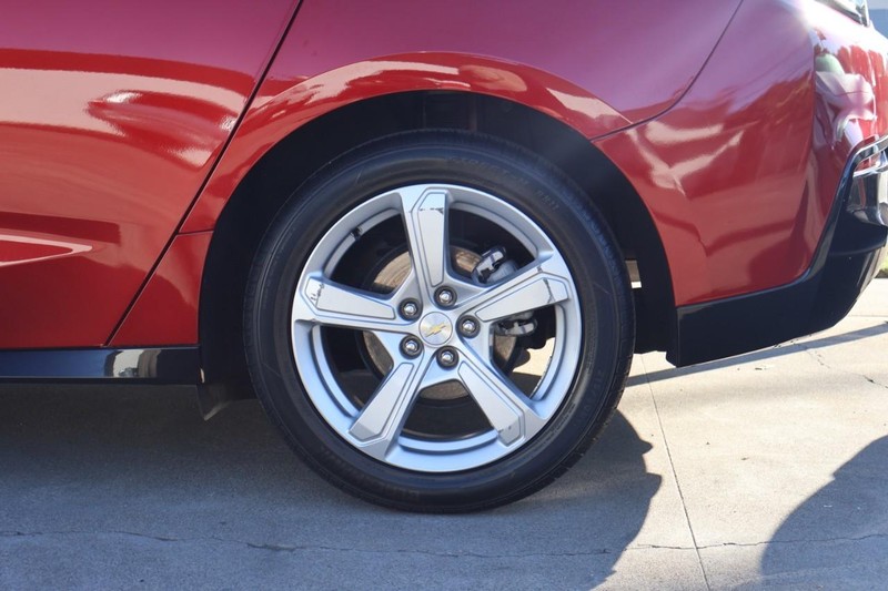 Chevrolet Volt Vehicle Full-screen Gallery Image 14