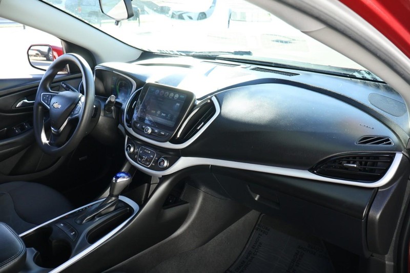 Chevrolet Volt Vehicle Full-screen Gallery Image 21