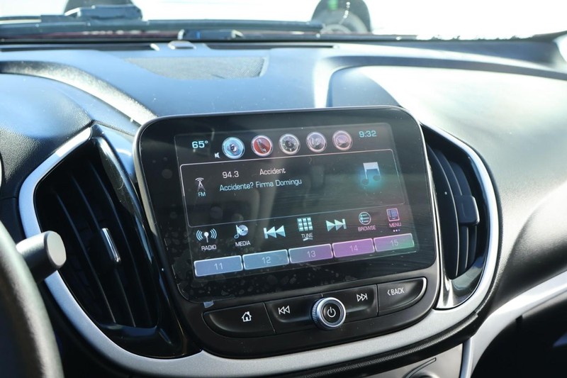 Chevrolet Volt Vehicle Full-screen Gallery Image 31