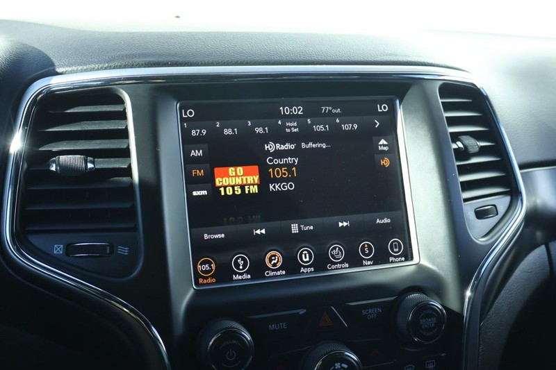 Jeep Grand Cherokee Vehicle Full-screen Gallery Image 34