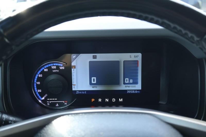 Ford Bronco Vehicle Full-screen Gallery Image 29