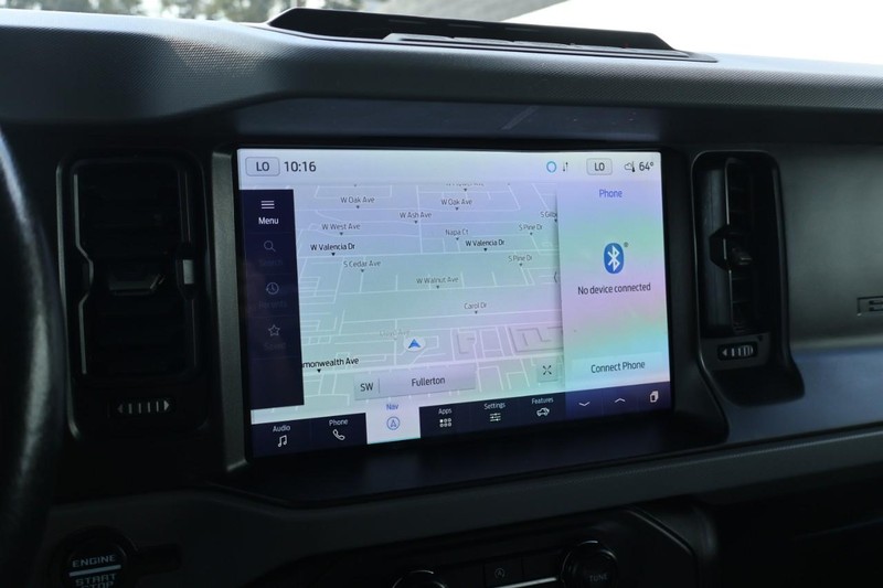 Ford Bronco Vehicle Full-screen Gallery Image 36