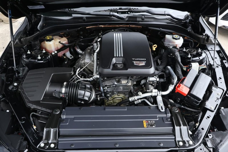 Cadillac CT4 Vehicle Full-screen Gallery Image 13