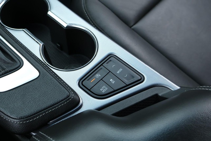 Cadillac CT4 Vehicle Full-screen Gallery Image 37