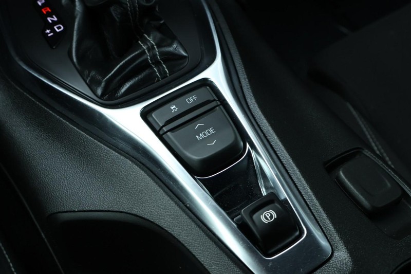 Chevrolet Camaro Vehicle Full-screen Gallery Image 35