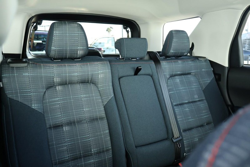 Ford Bronco Sport Vehicle Full-screen Gallery Image 21