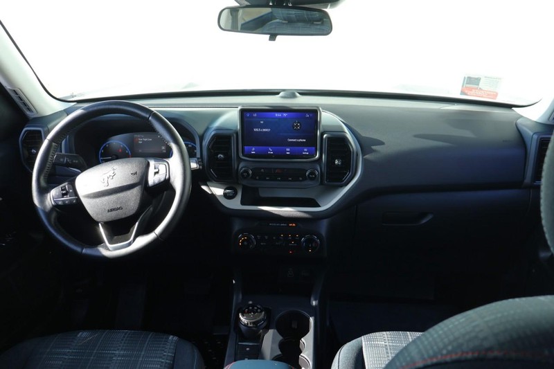 Ford Bronco Sport Vehicle Full-screen Gallery Image 22