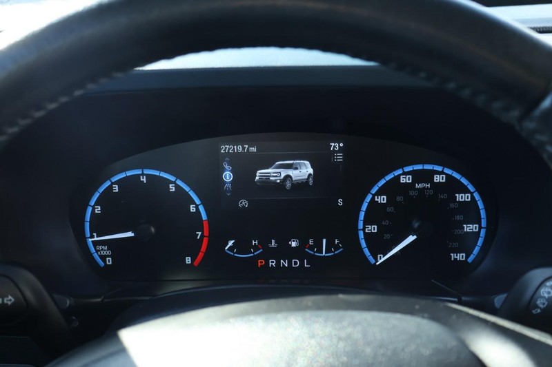 Ford Bronco Sport Vehicle Full-screen Gallery Image 23