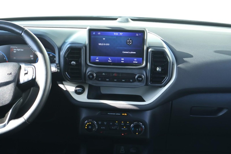 Ford Bronco Sport Vehicle Full-screen Gallery Image 28