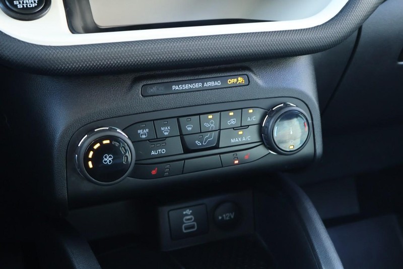 Ford Bronco Sport Vehicle Full-screen Gallery Image 32