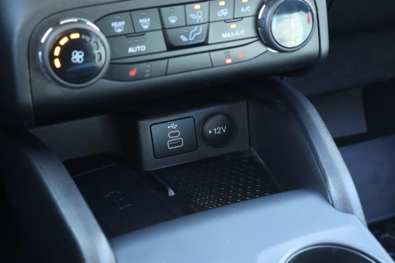 Ford Bronco Sport Vehicle Full-screen Gallery Image 33