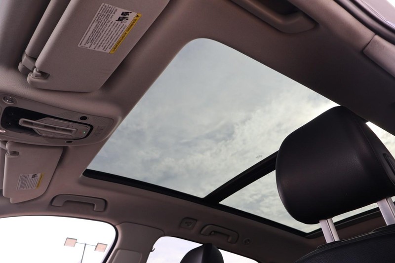 Audi Q7 Vehicle Full-screen Gallery Image 43