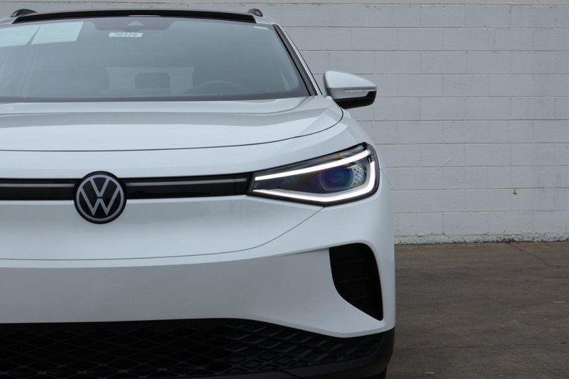 Volkswagen ID.4 Vehicle Full-screen Gallery Image 03