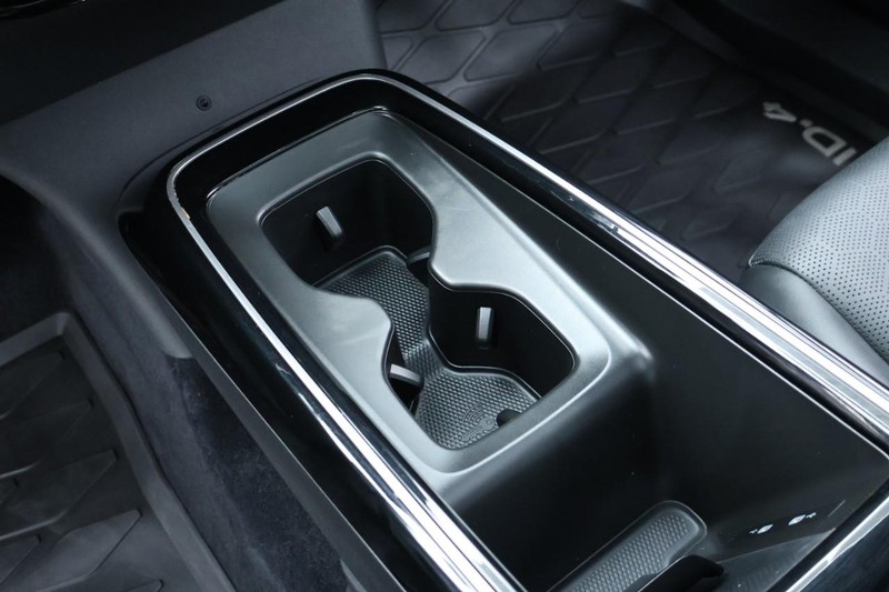 Volkswagen ID.4 Vehicle Full-screen Gallery Image 38