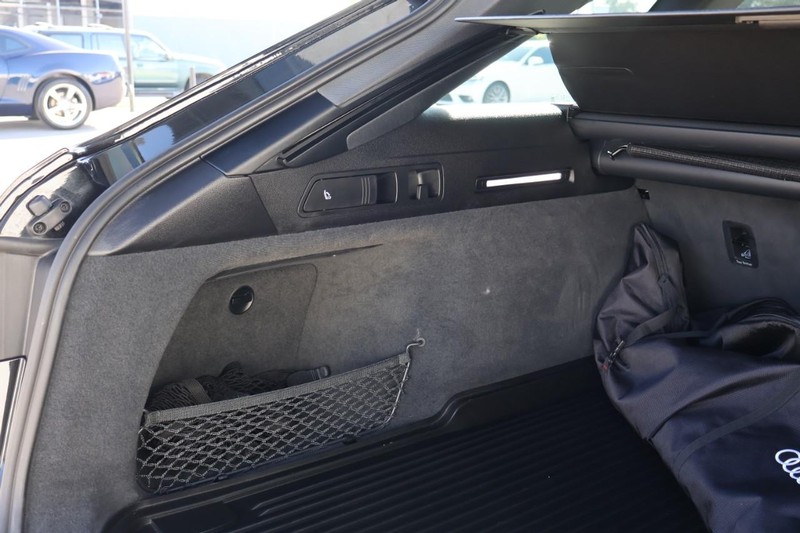 Audi A6 allroad Vehicle Full-screen Gallery Image 10