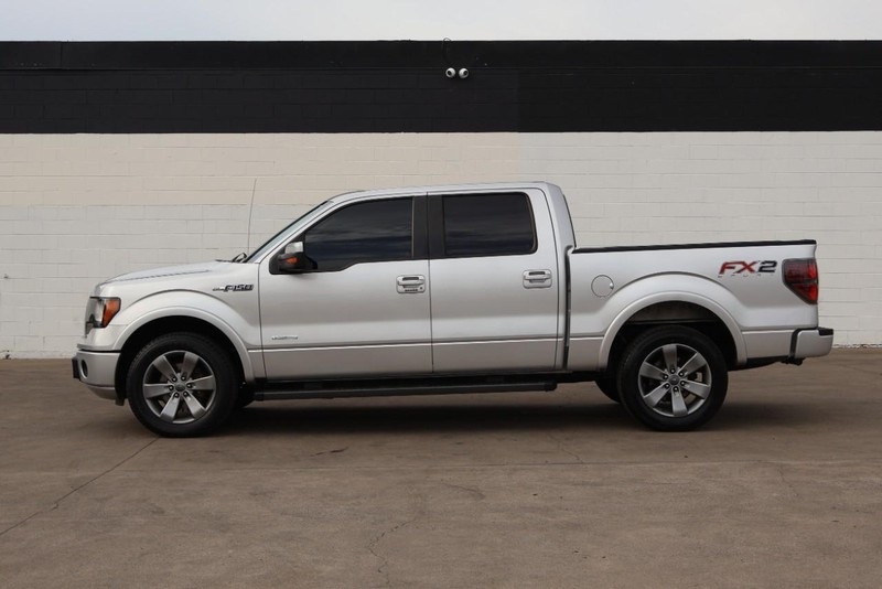 Ford F-150 Vehicle Full-screen Gallery Image 13