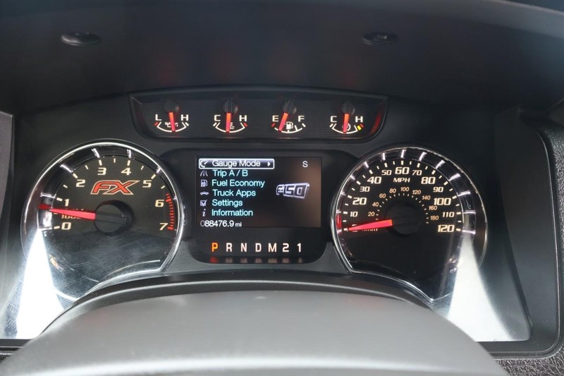 Ford F-150 Vehicle Full-screen Gallery Image 26