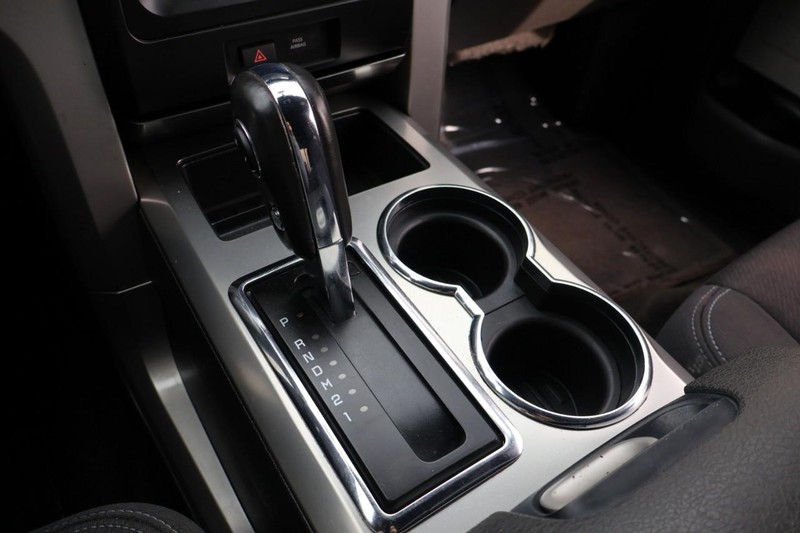 Ford F-150 Vehicle Full-screen Gallery Image 32