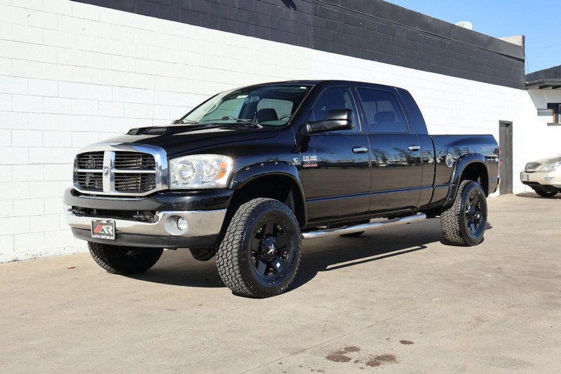 Dodge Ram 2500 Vehicle Full-screen Gallery Image 12