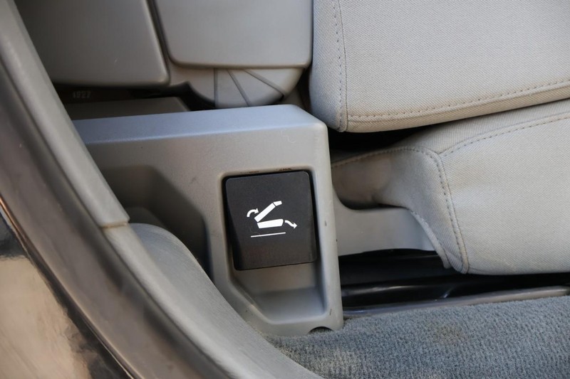 Dodge Ram 2500 Vehicle Full-screen Gallery Image 28