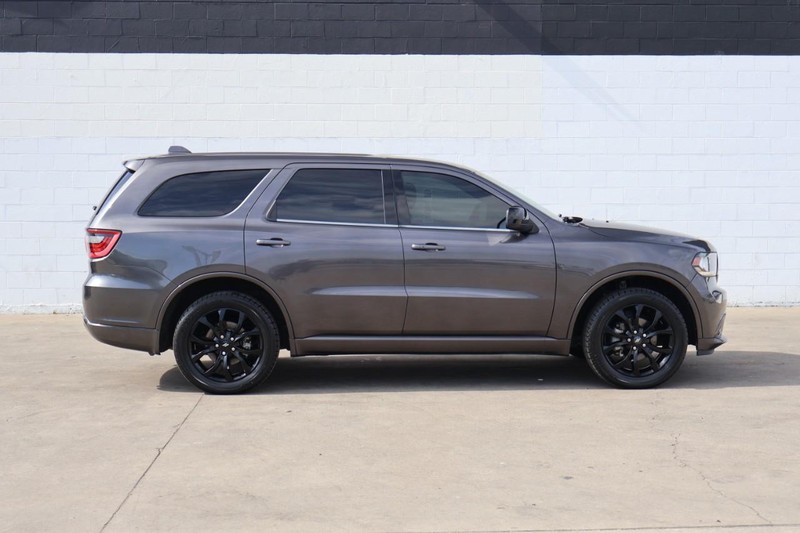 Dodge Durango Vehicle Full-screen Gallery Image 04