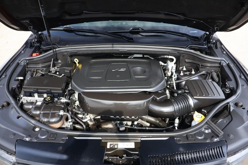 Dodge Durango Vehicle Full-screen Gallery Image 13