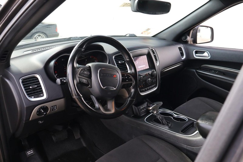 Dodge Durango Vehicle Full-screen Gallery Image 16