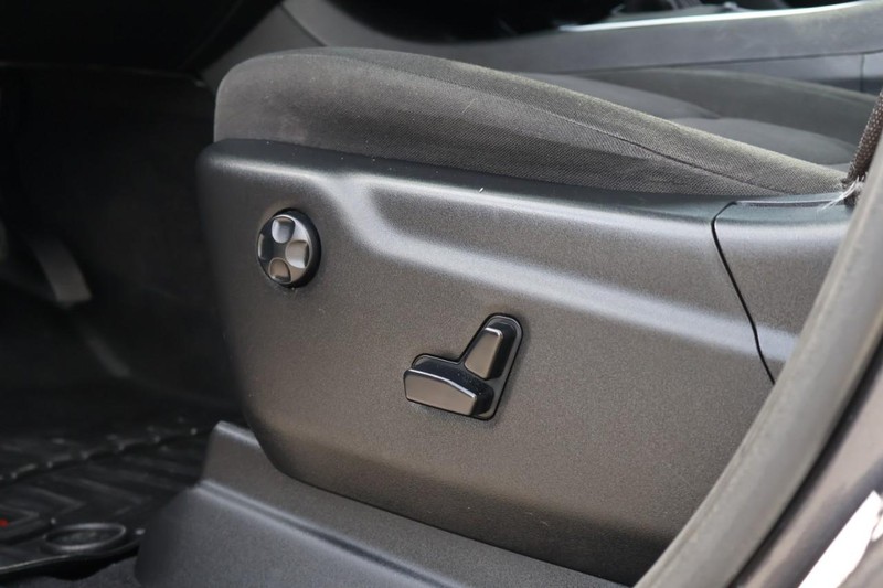 Dodge Durango Vehicle Full-screen Gallery Image 17