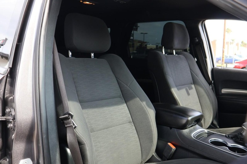Dodge Durango Vehicle Full-screen Gallery Image 21