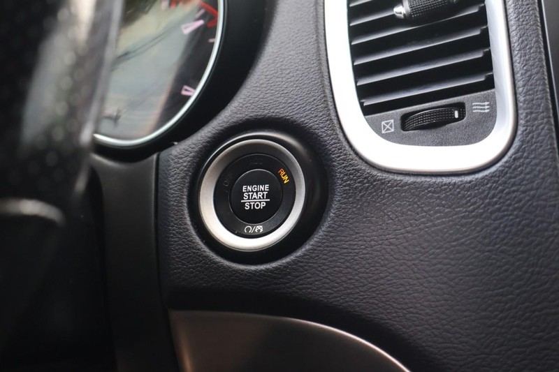 Dodge Durango Vehicle Full-screen Gallery Image 31