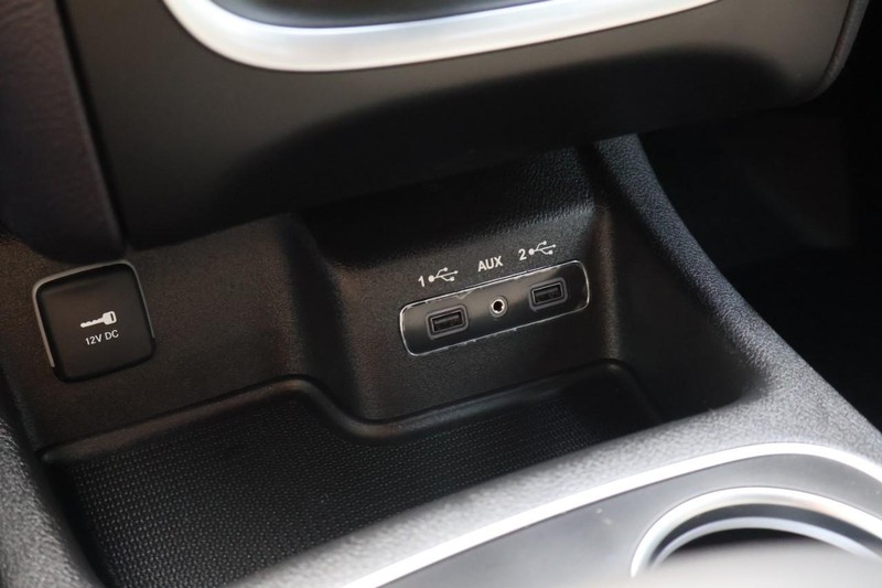 Dodge Durango Vehicle Full-screen Gallery Image 36