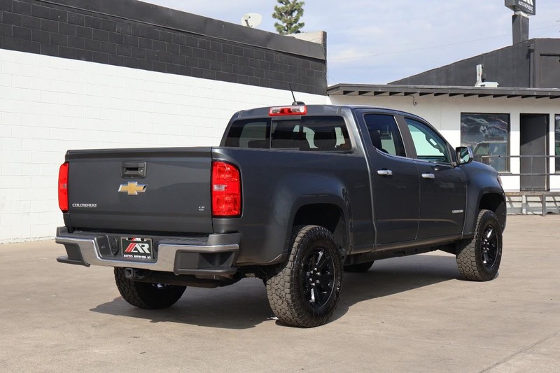 Chevrolet Colorado Vehicle Full-screen Gallery Image 05