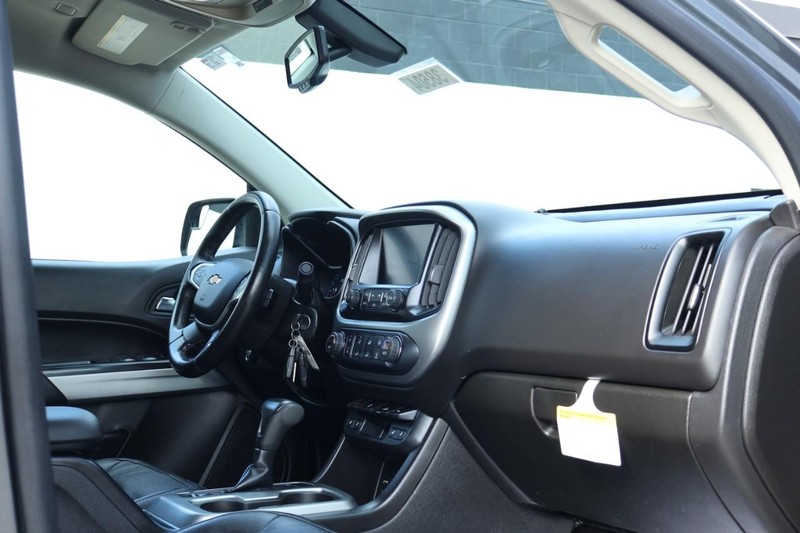 Chevrolet Colorado Vehicle Full-screen Gallery Image 21