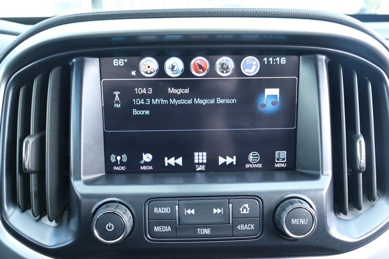 Chevrolet Colorado Vehicle Full-screen Gallery Image 30