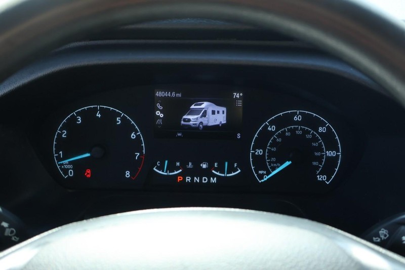 Ford Transit Cutaway Vehicle Full-screen Gallery Image 35