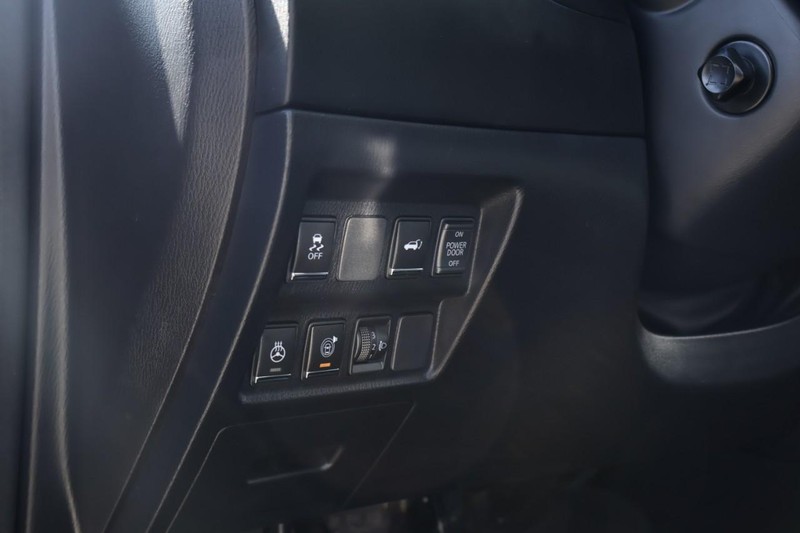 INFINITI QX60 Vehicle Full-screen Gallery Image 19