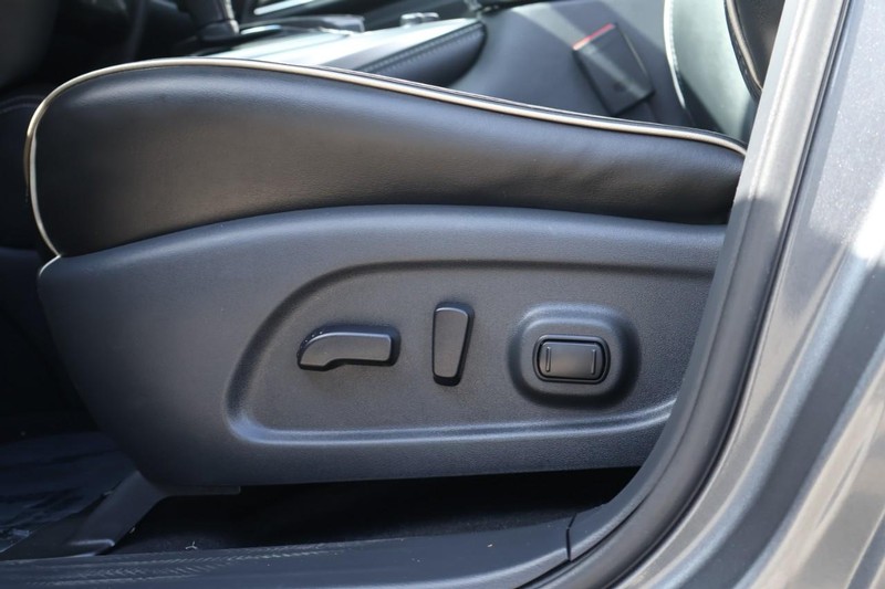 INFINITI QX60 Vehicle Full-screen Gallery Image 20