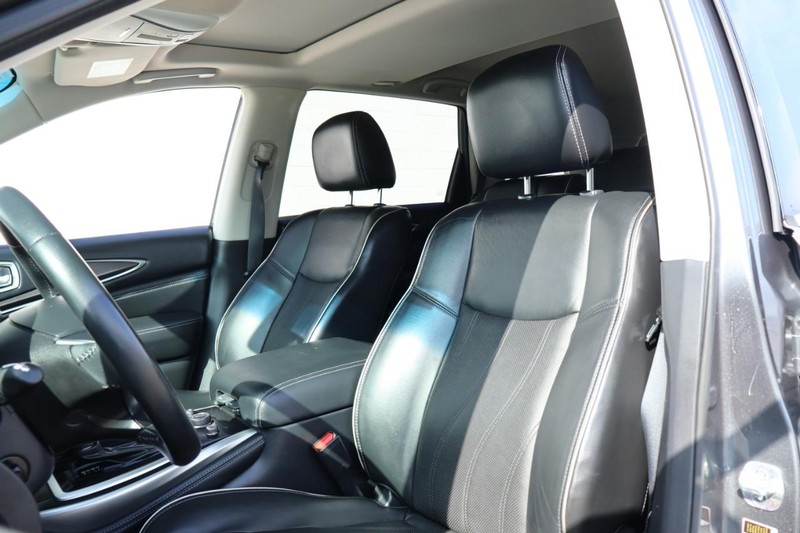 INFINITI QX60 Vehicle Full-screen Gallery Image 21