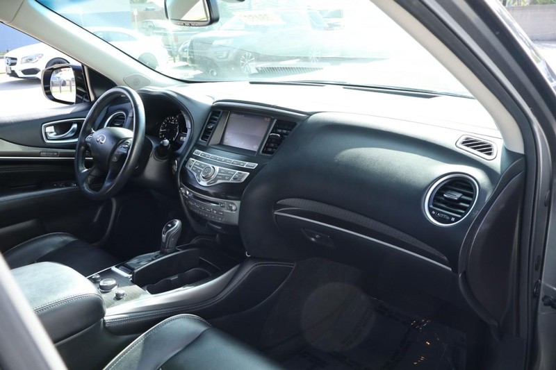 INFINITI QX60 Vehicle Full-screen Gallery Image 23