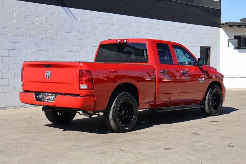 Ram 1500 Vehicle Full-screen Gallery Image 05