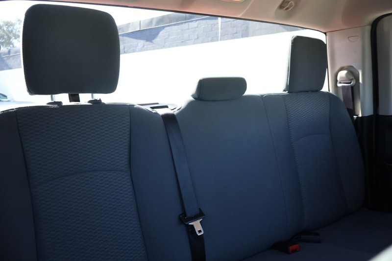 Ram 1500 Vehicle Full-screen Gallery Image 24