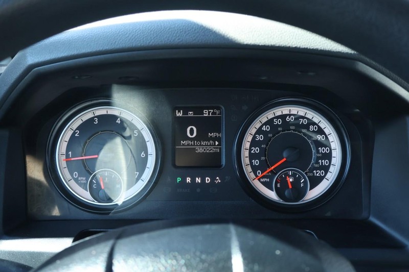 Ram 1500 Vehicle Full-screen Gallery Image 26