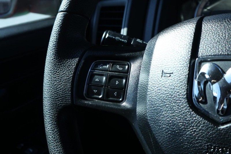 Ram 1500 Vehicle Full-screen Gallery Image 28