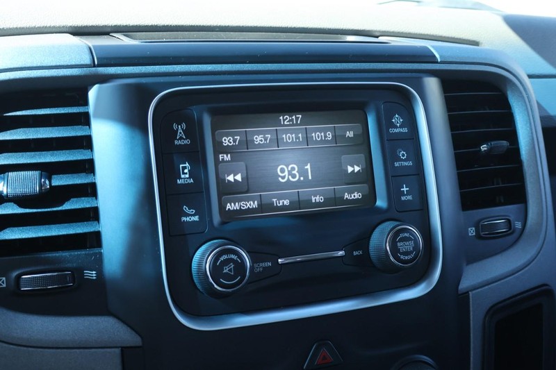 Ram 1500 Vehicle Full-screen Gallery Image 31